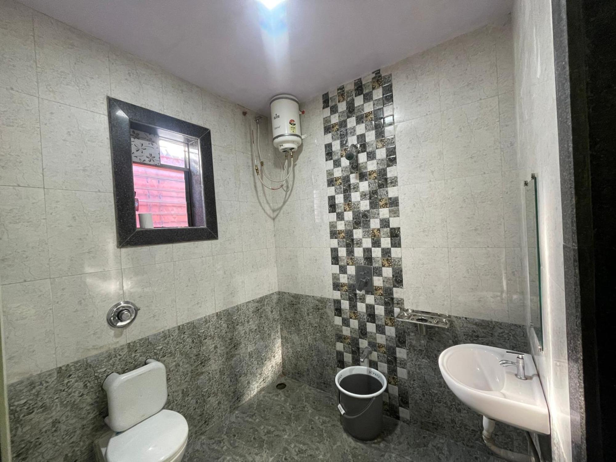 Hill View Villa 马哈巴莱斯赫瓦尔 外观 照片